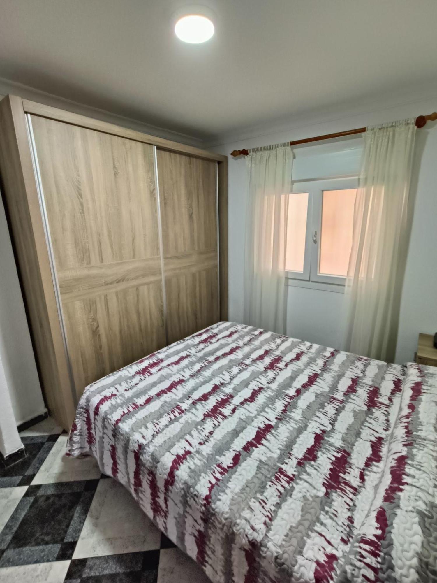 Piso Calidad Precio Junto A La Playa De La Victoria Appartement Cádiz Buitenkant foto